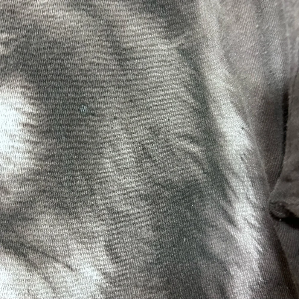 2018 Liquid Blue Growling Wolf Tie Dye Shirt Short Sleeve Size XL - Picture 5 of 6